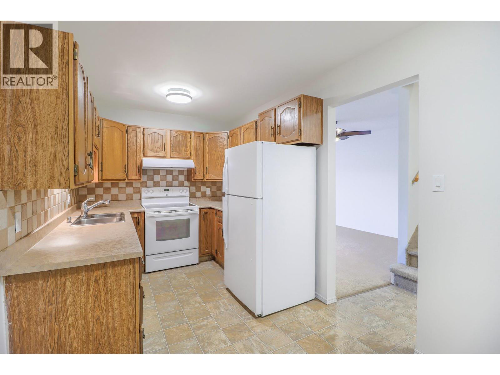 513 20th Avenue S, Cranbrook, British Columbia  V1C 5X7 - Photo 11 - 10379929