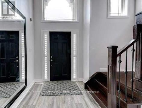 113 Whitefish Crescent, Hamilton, Ontario  L8E 0A6 - Photo 3 - X12901782