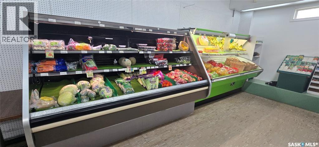 303 Railway Avenue, Glenavon, Saskatchewan  S0G 1Y0 - Photo 3 - SK030902