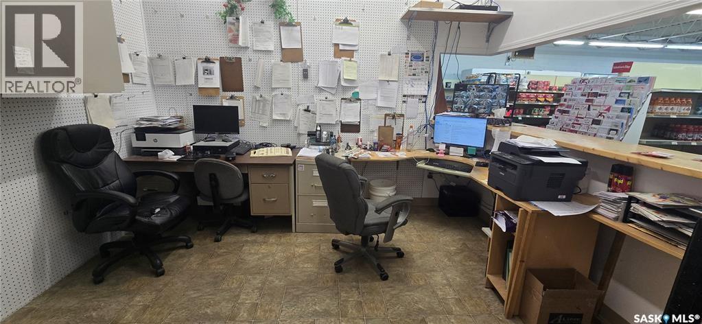 303 Railway Avenue, Glenavon, Saskatchewan  S0G 1Y0 - Photo 34 - SK030902