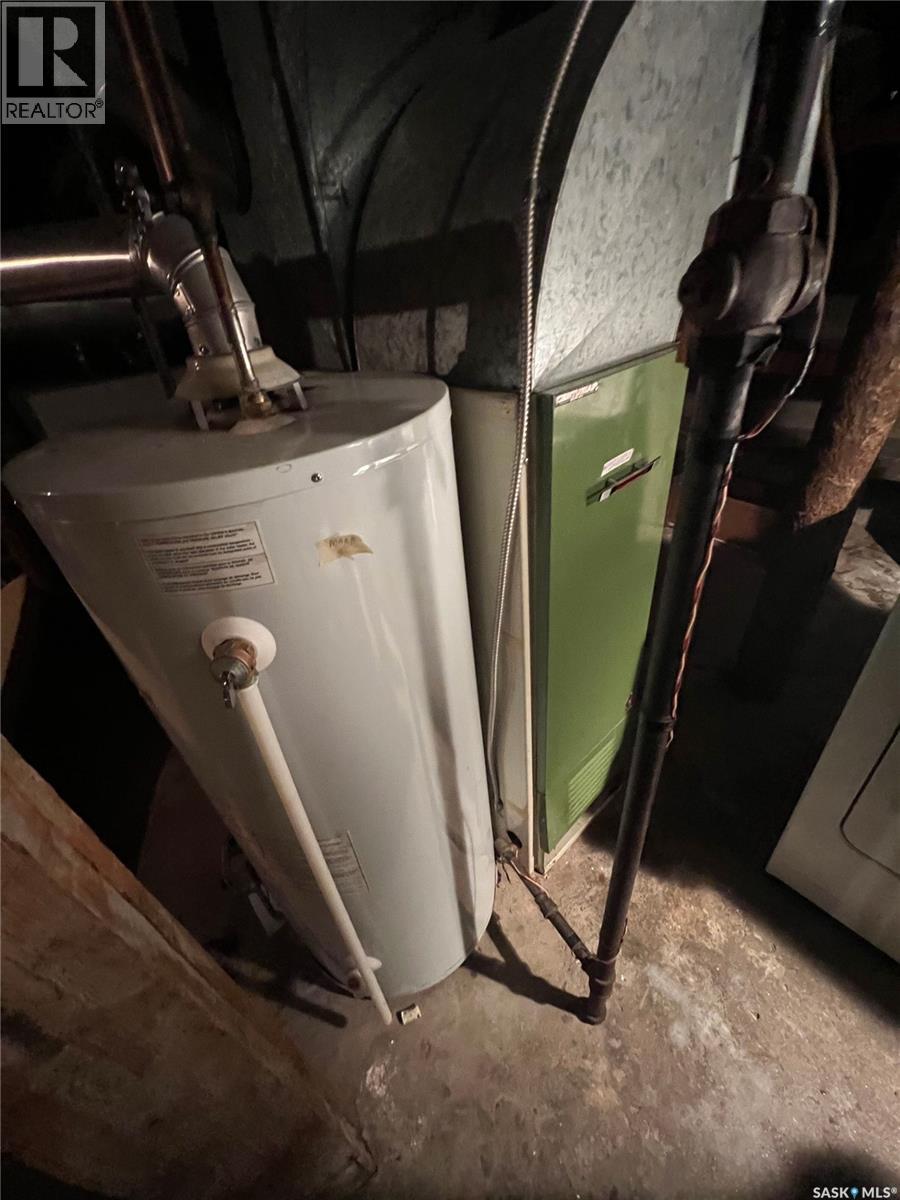 1118 17th Street W, Prince Albert, Saskatchewan  S6V 3Y8 - Photo 10 - SK030842