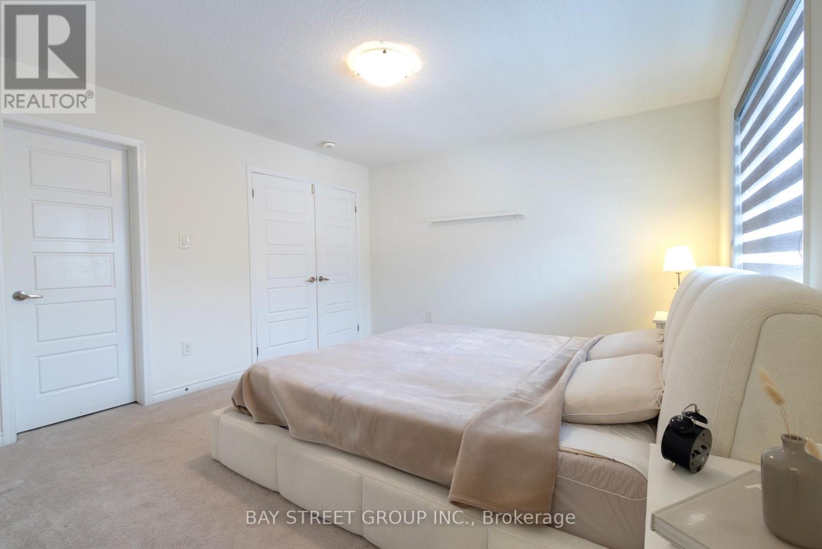 11 - 230 Avonsyde Boulevard, Hamilton, Ontario  L8B 1T9 - Photo 11 - X12800602