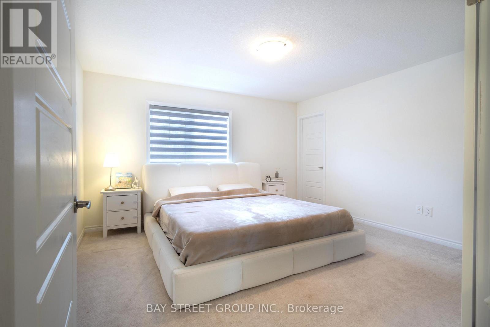 11 - 230 Avonsyde Boulevard, Hamilton, Ontario  L8B 1T9 - Photo 10 - X12800602