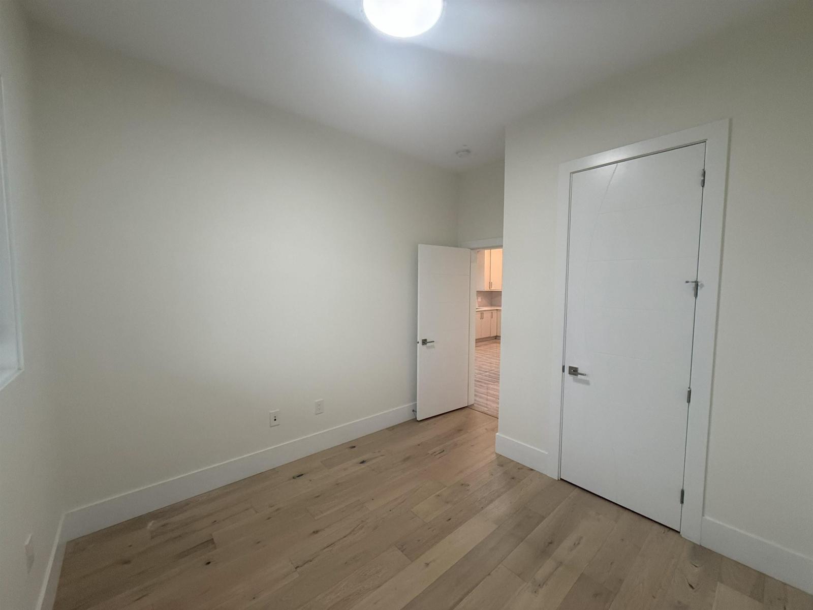 9663 153a Street, Surrey, British Columbia  V3R 4J1 - Photo 14 - R3101435