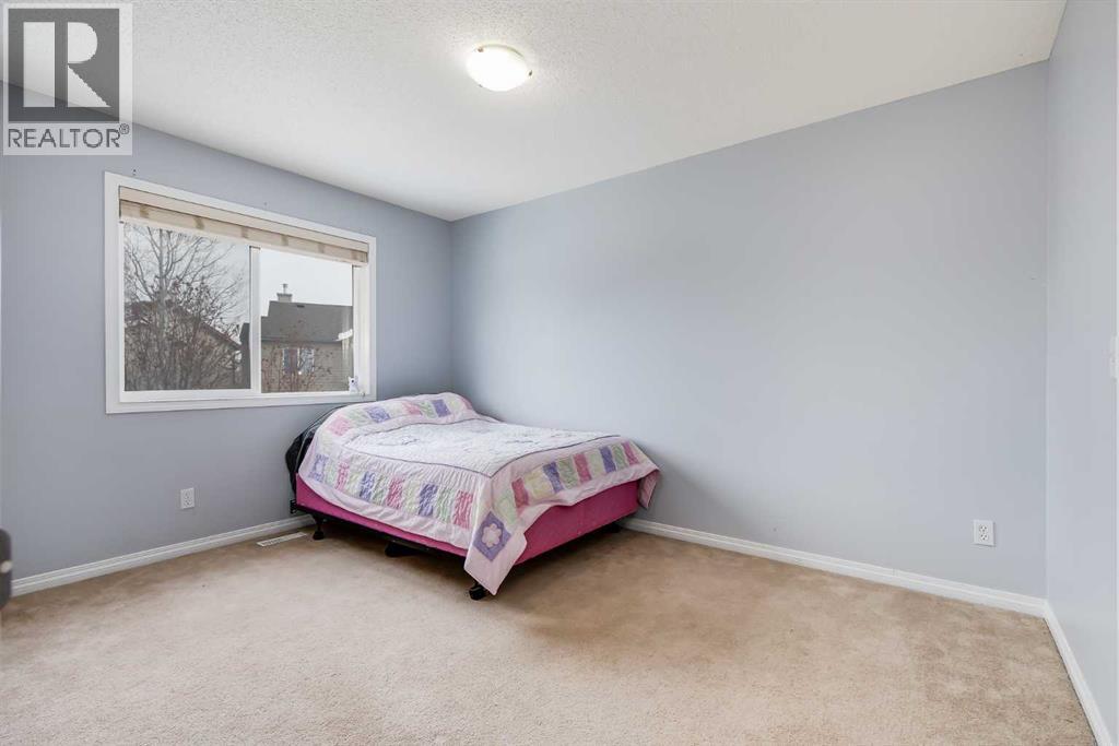 2 Everridge Villas Sw, Calgary, Alberta  T2Y 4Z1 - Photo 20 - A2294641