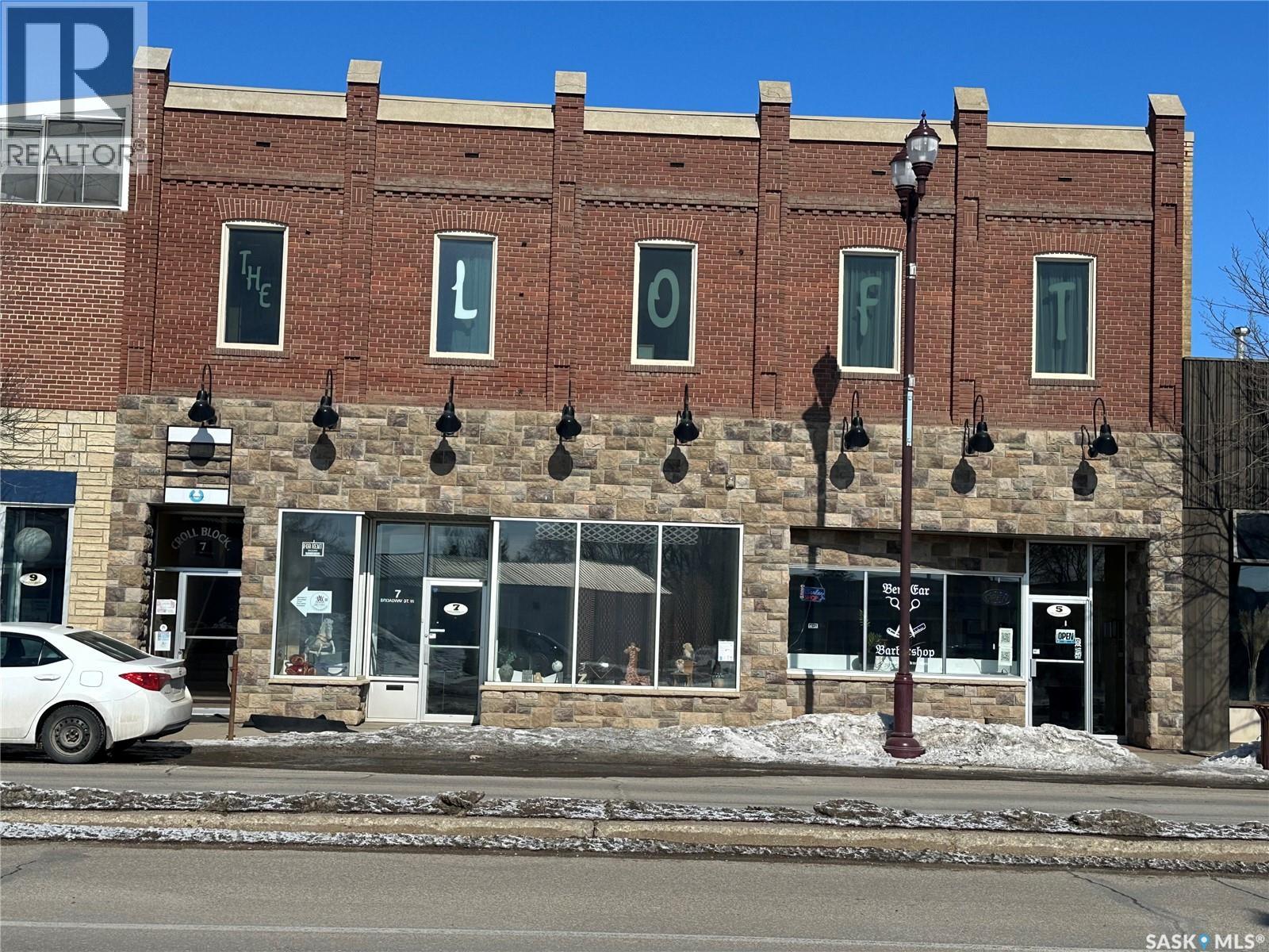 7 Broadway STREET W, Yorkton, Saskatchewan