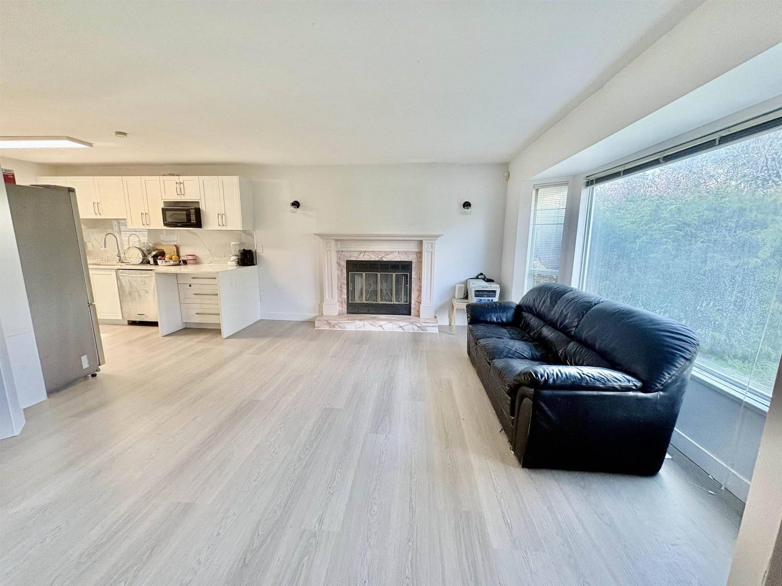 13346 92 Avenue, Surrey, British Columbia  V3V 7S9 - Photo 5 - R3101377