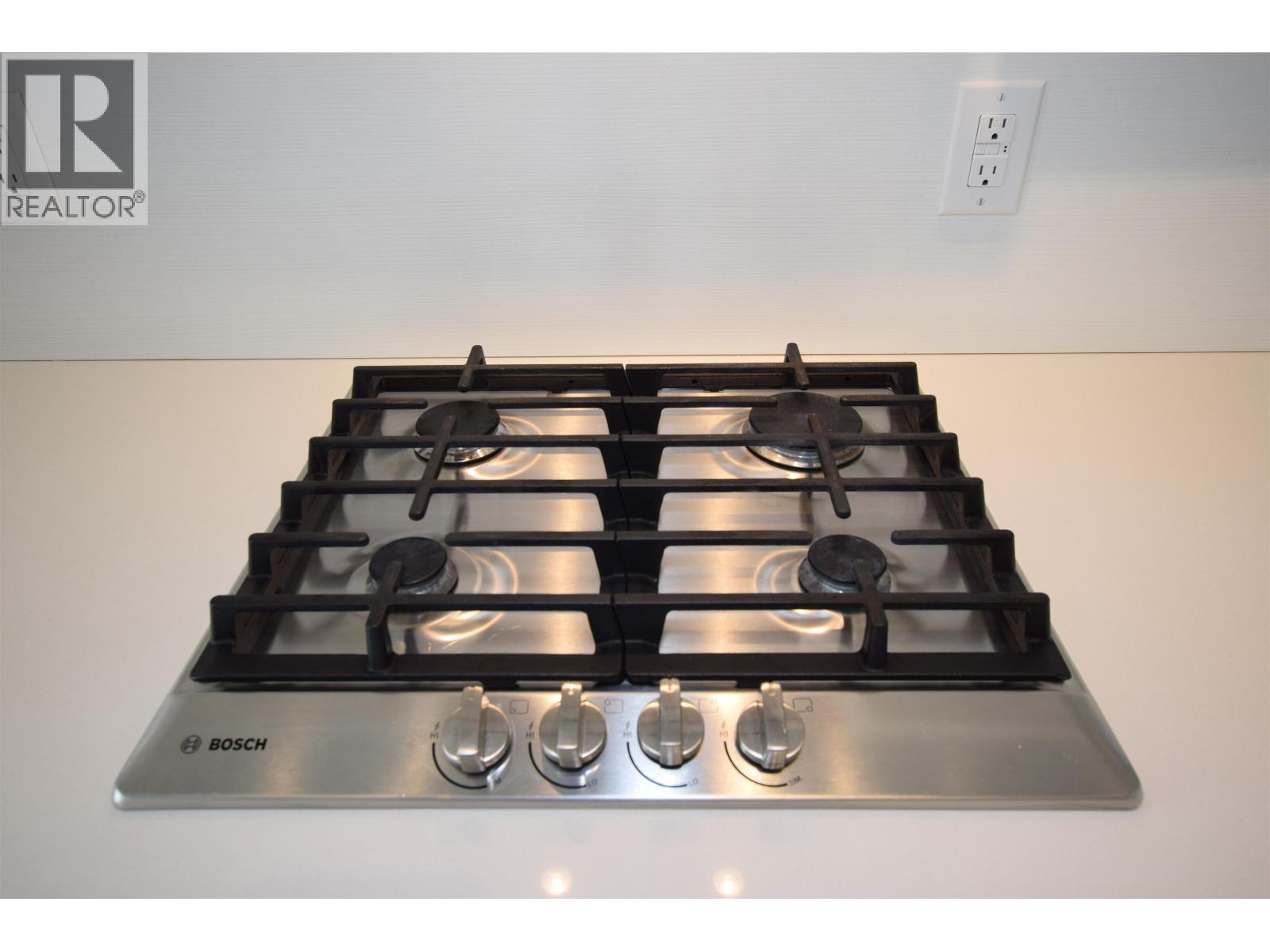 605 652 Whiting Way, Coquitlam, British Columbia  V3J 0K3 - Photo 22 - R3101740