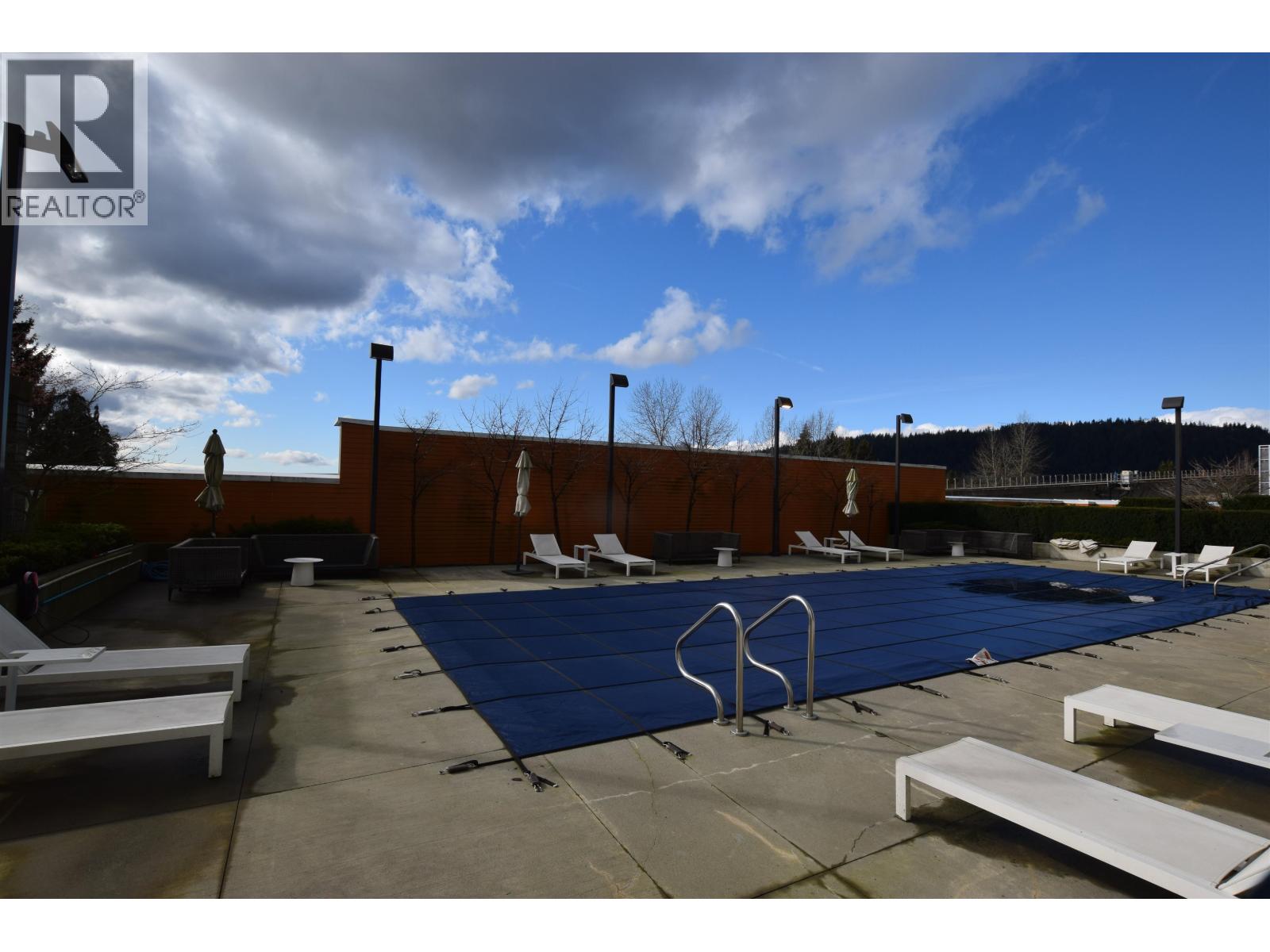 605 652 Whiting Way, Coquitlam, British Columbia  V3J 0K3 - Photo 10 - R3101740