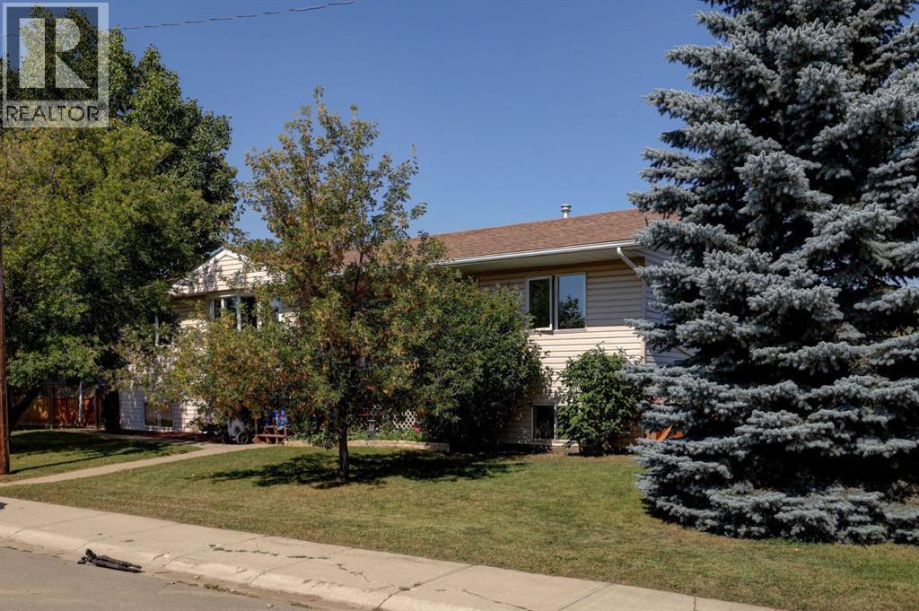 426 9 Street, Beiseker, Alberta  T0M 0G0 - Photo 3 - A2278164