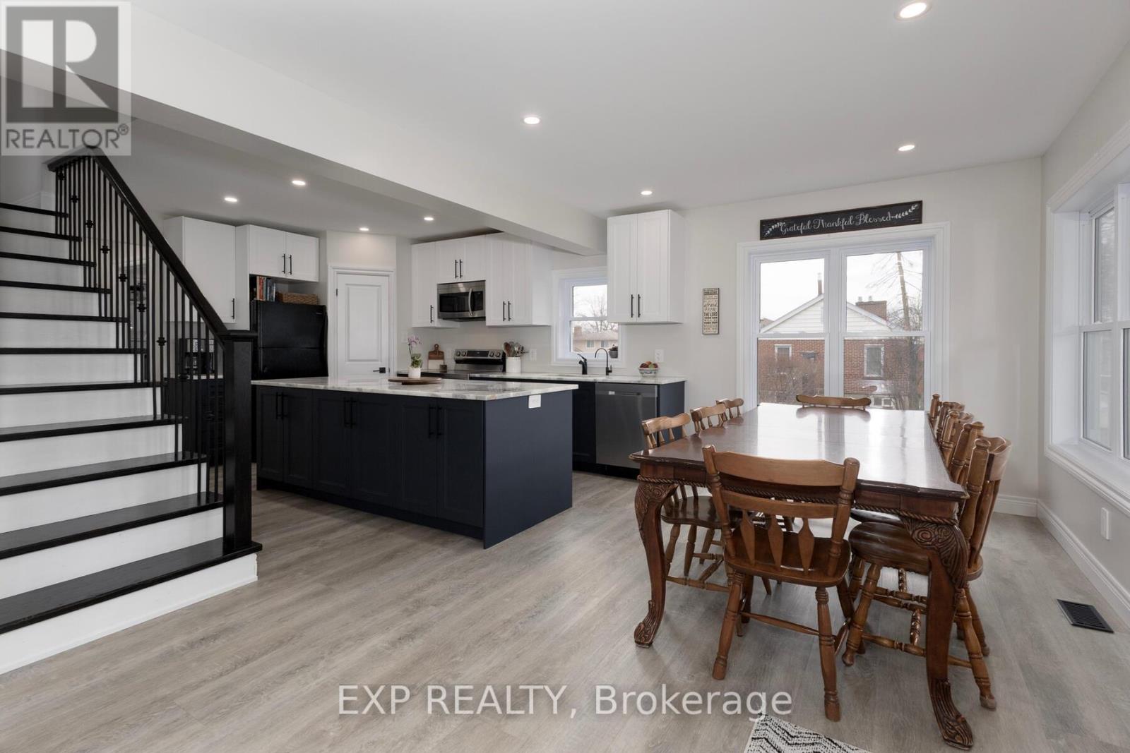 1038 Dearness Drive, London South, Ontario  N6E 1N7 - Photo 15 - X12901810