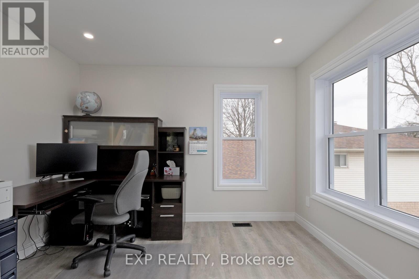 1038 Dearness Drive, London South, Ontario  N6E 1N7 - Photo 18 - X12901810