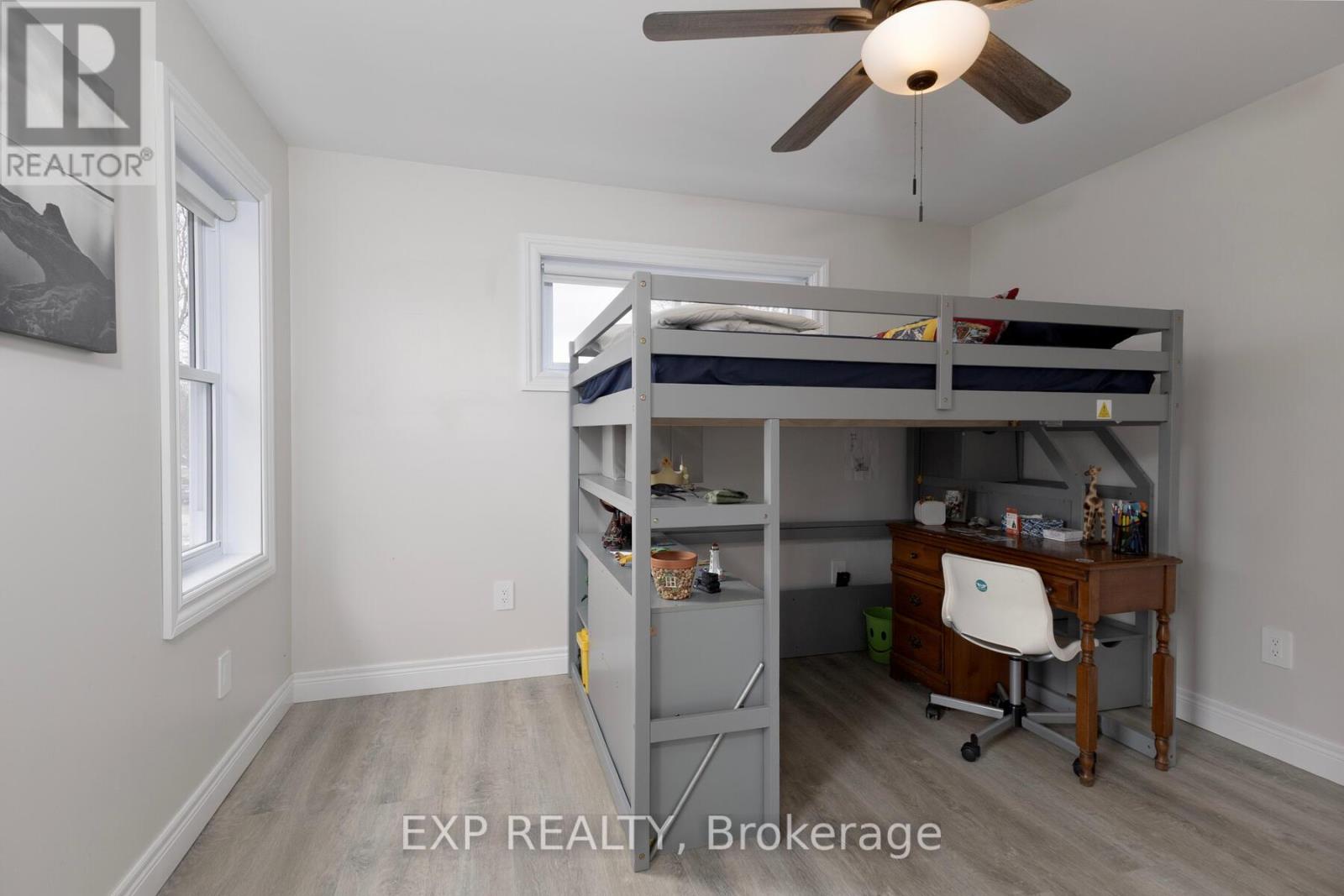 1038 Dearness Drive, London South, Ontario  N6E 1N7 - Photo 24 - X12901810