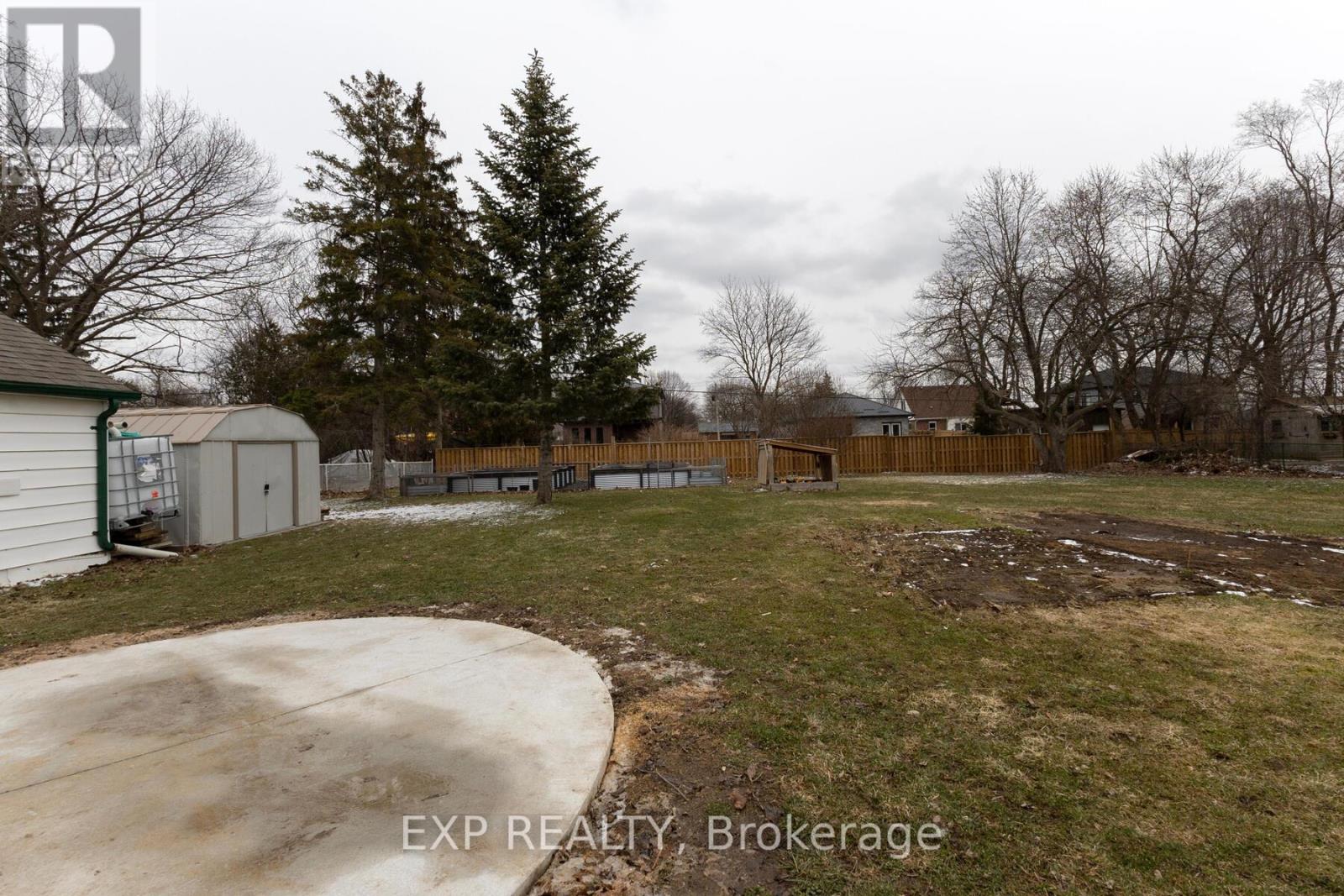1038 Dearness Drive, London South, Ontario  N6E 1N7 - Photo 44 - X12901810