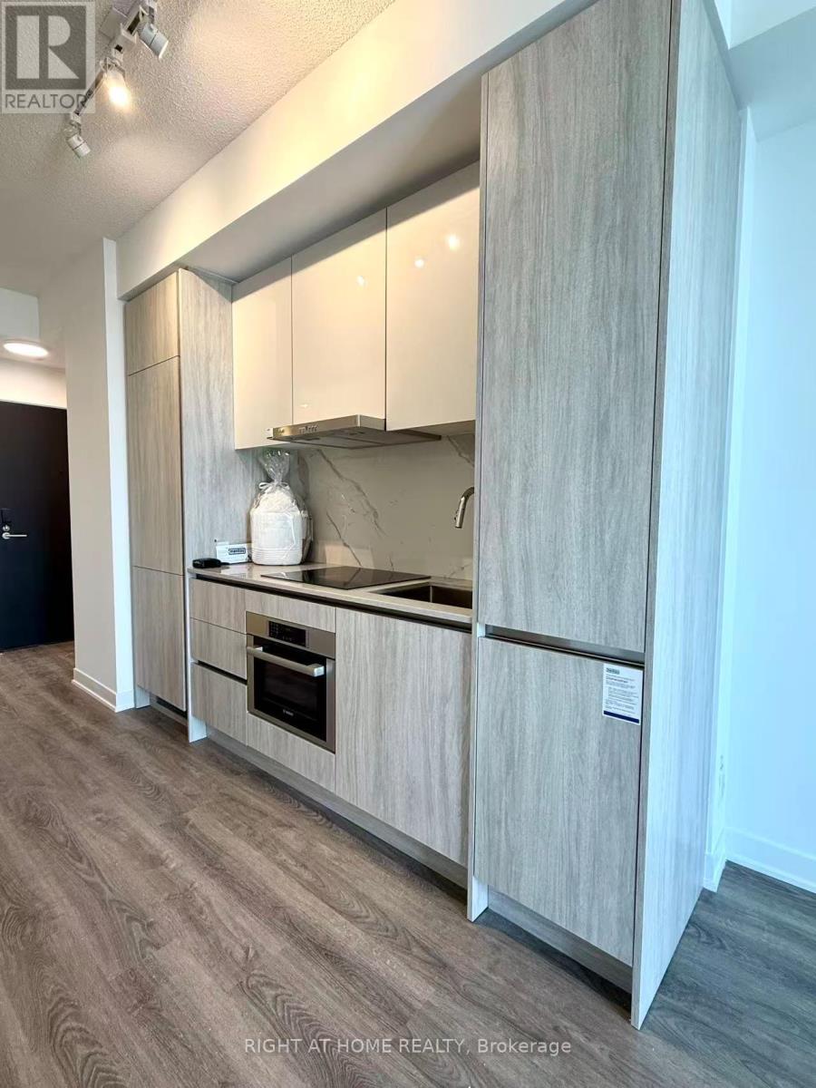 3702 - 180 Front Street E, Toronto, Ontario  M5A 0A9 - Photo 12 - C12901812