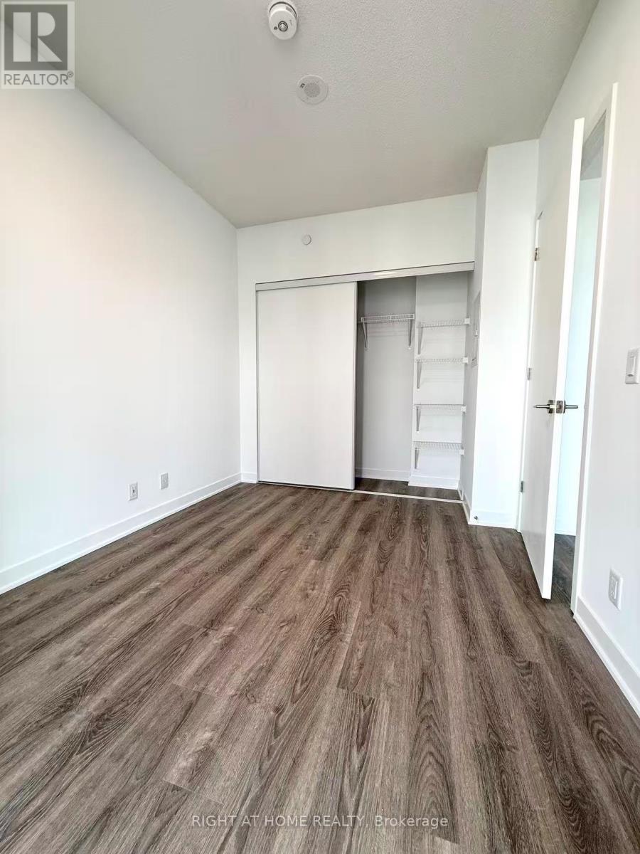 3702 - 180 Front Street E, Toronto, Ontario  M5A 0A9 - Photo 16 - C12901812