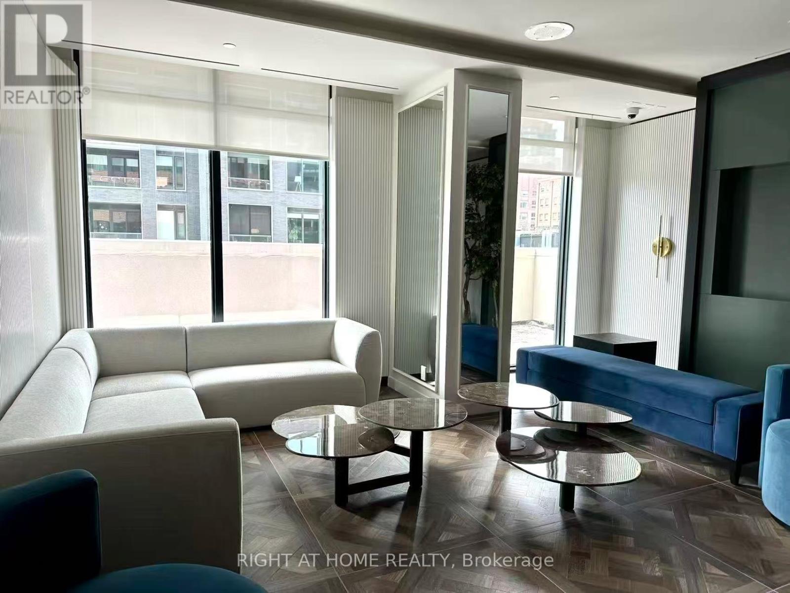 3702 - 180 Front Street E, Toronto, Ontario  M5A 0A9 - Photo 4 - C12901812