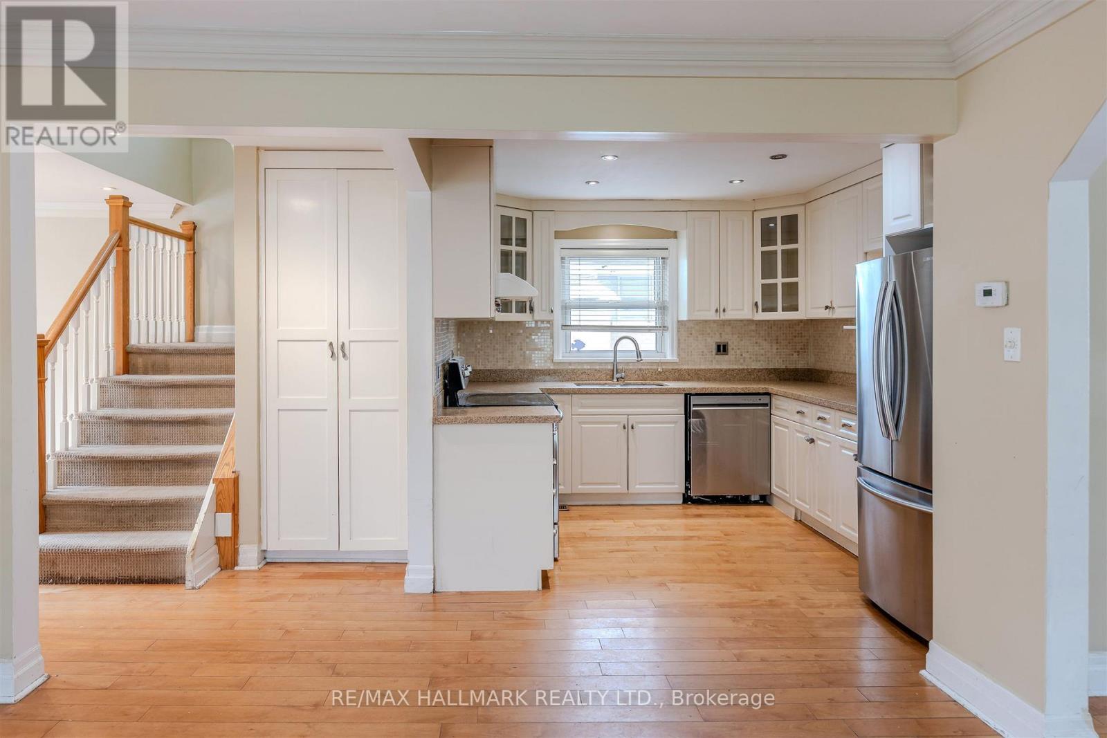 62 Harewood Avenue, Toronto, Ontario  M1M 2R3 - Photo 10 - E12901808