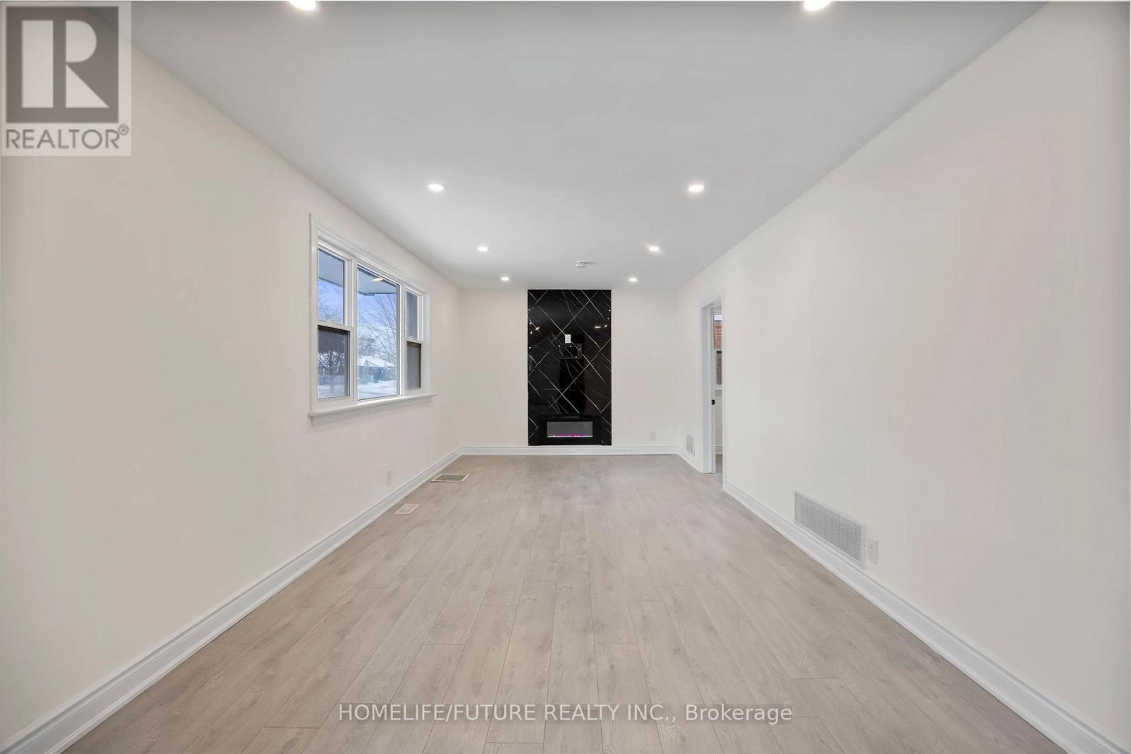 81 Admiral Road, Ajax, Ontario  L1S 2N8 - Photo 9 - E12901872