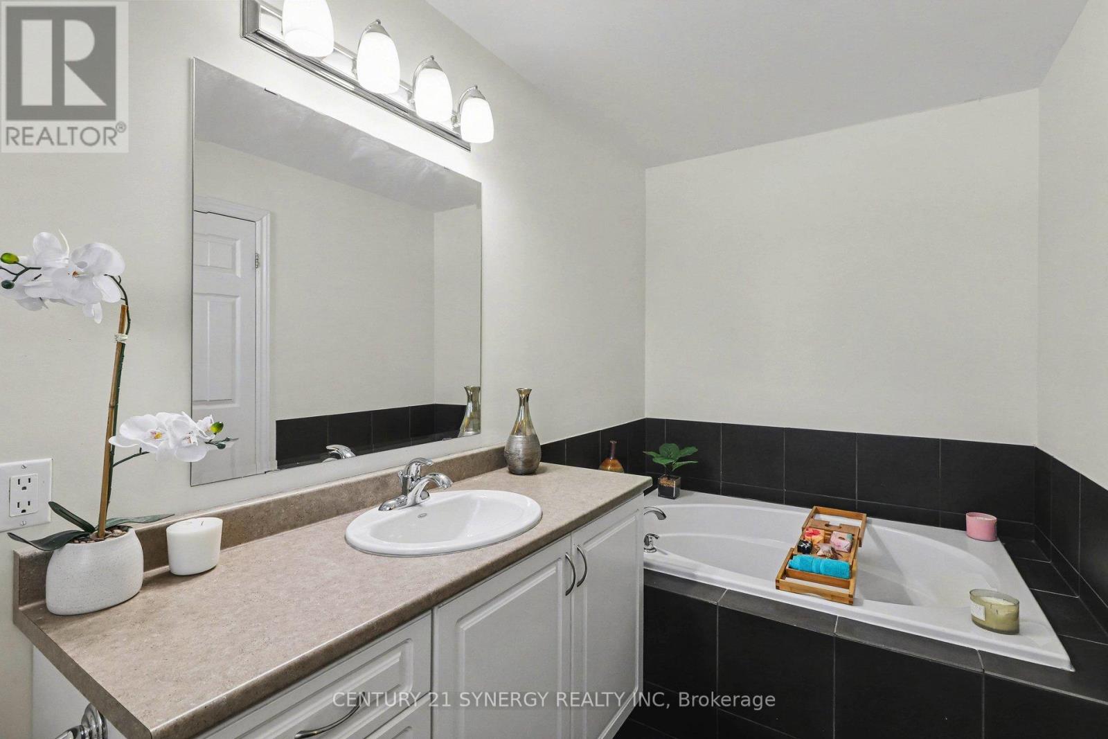 114 Silvermoon Crescent, Ottawa, Ontario  K4A 0P9 - Photo 23 - X12901854