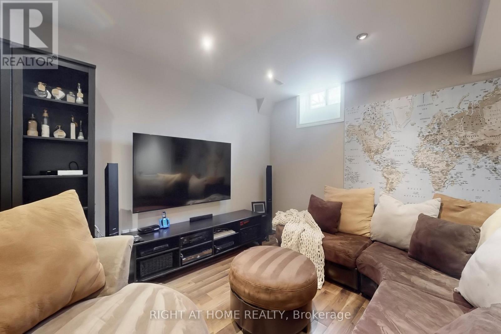 444 Flanagan Court, Newmarket, Ontario  L3X 2E9 - Photo 31 - N12901828