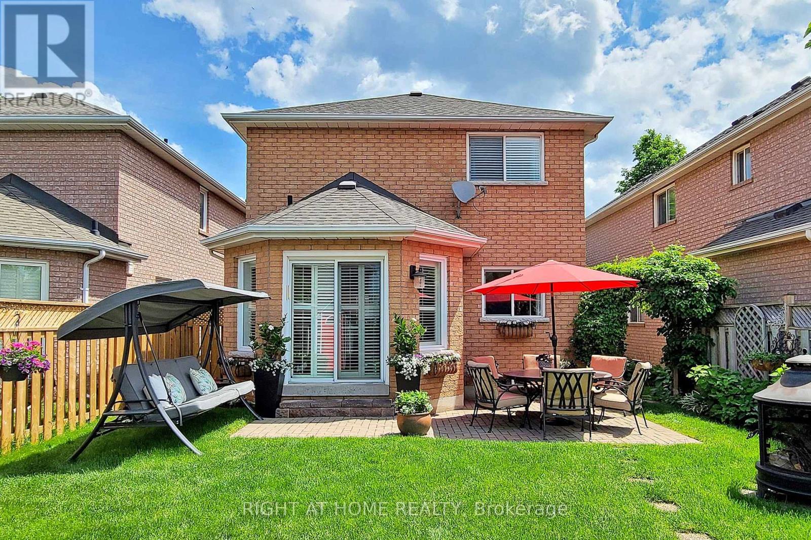 444 Flanagan Court, Newmarket, Ontario  L3X 2E9 - Photo 46 - N12901828