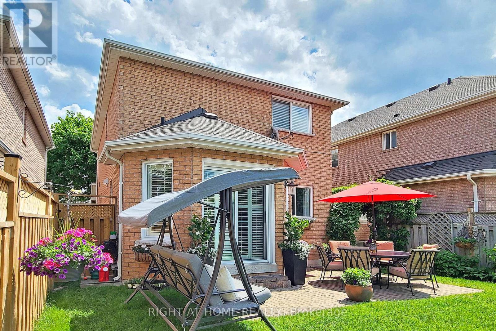 444 Flanagan Court, Newmarket, Ontario  L3X 2E9 - Photo 47 - N12901828