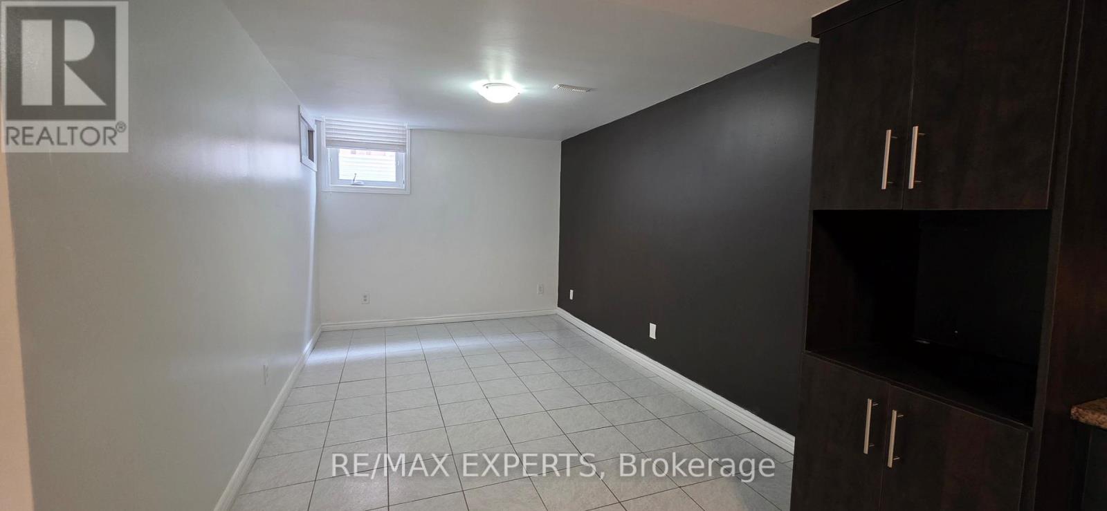 8 Waterfall Road, Vaughan, Ontario  L4L 5B5 - Photo 10 - N12901846