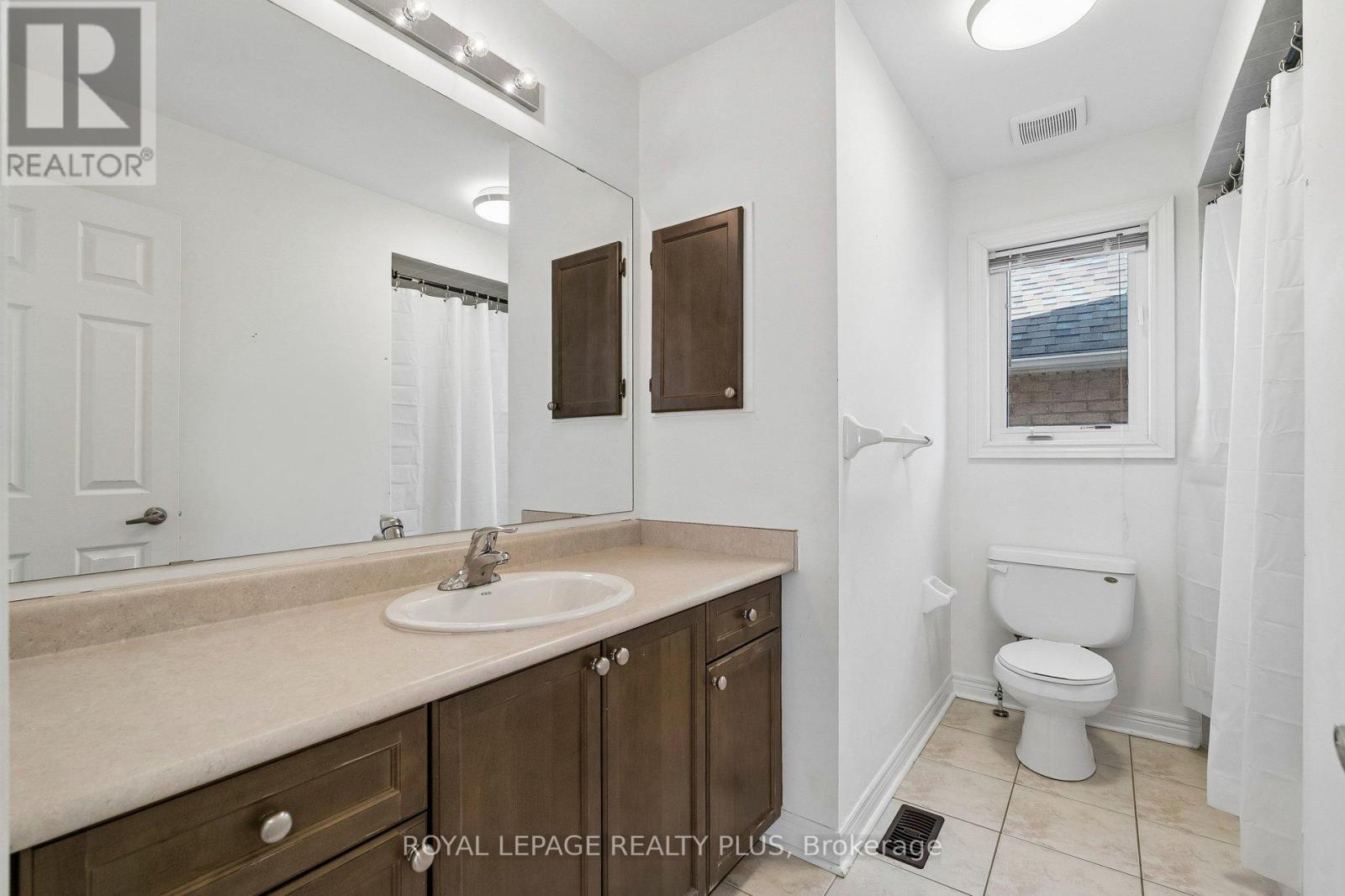 7 West Park Avenue, Bradford West Gwillimbury (Bradford), Ontario  L3Z 0A5 - Photo 20 - N12901850