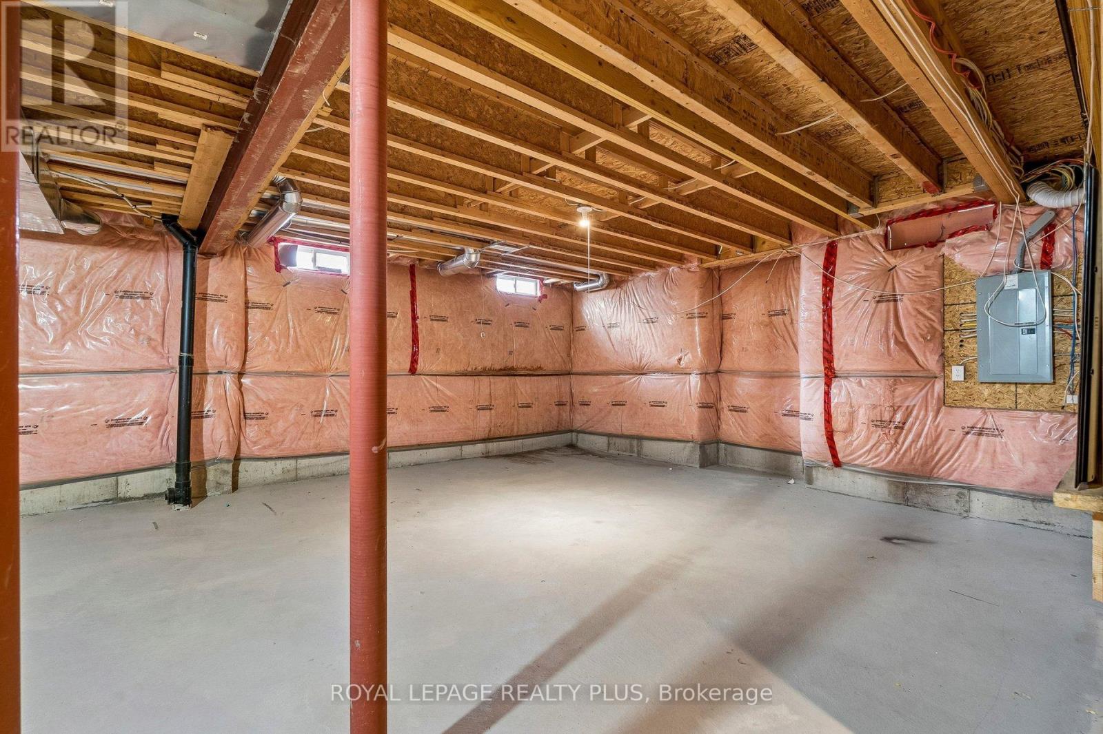 7 West Park Avenue, Bradford West Gwillimbury (Bradford), Ontario  L3Z 0A5 - Photo 23 - N12901850