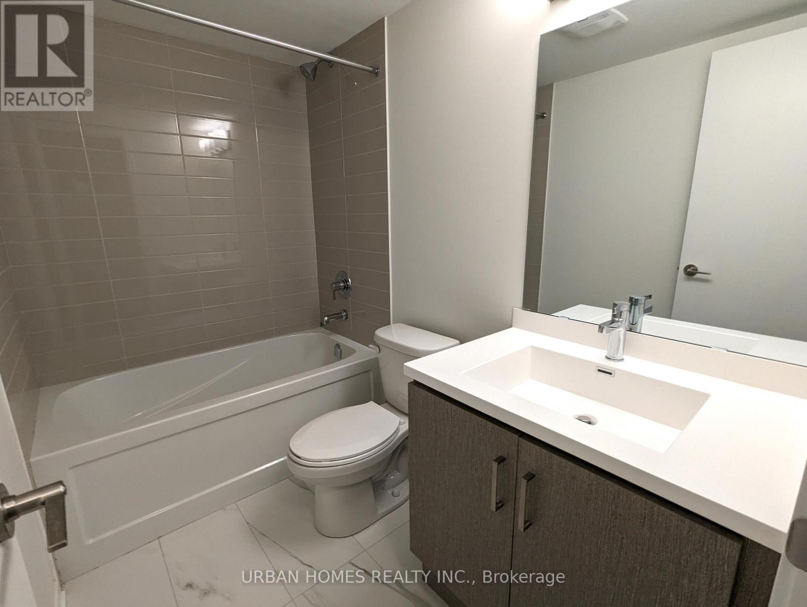 28 - 21 Honeycrisp Crescent, Vaughan, Ontario  L4K 0N6 - Photo 22 - N12901866