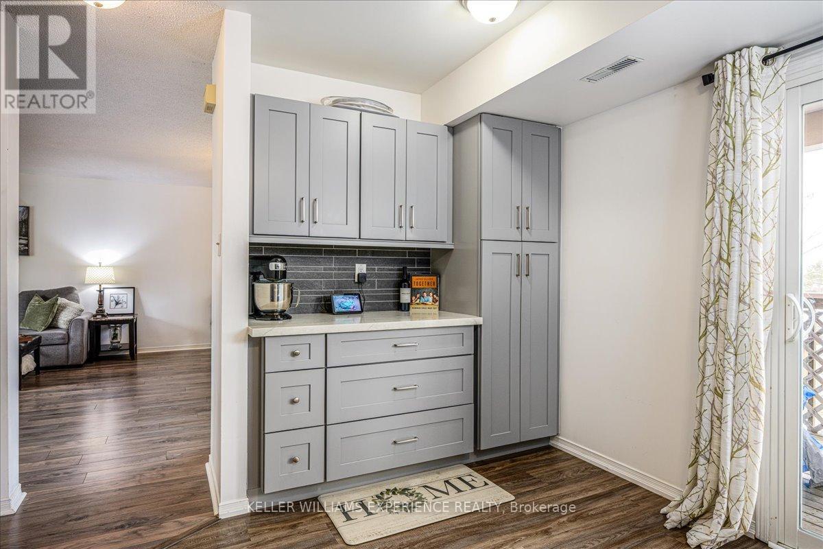 34 - 119 D'ambrosio Drive, Barrie (Painswick North), Ontario  L4N 7R7 - Photo 14 - S12901870