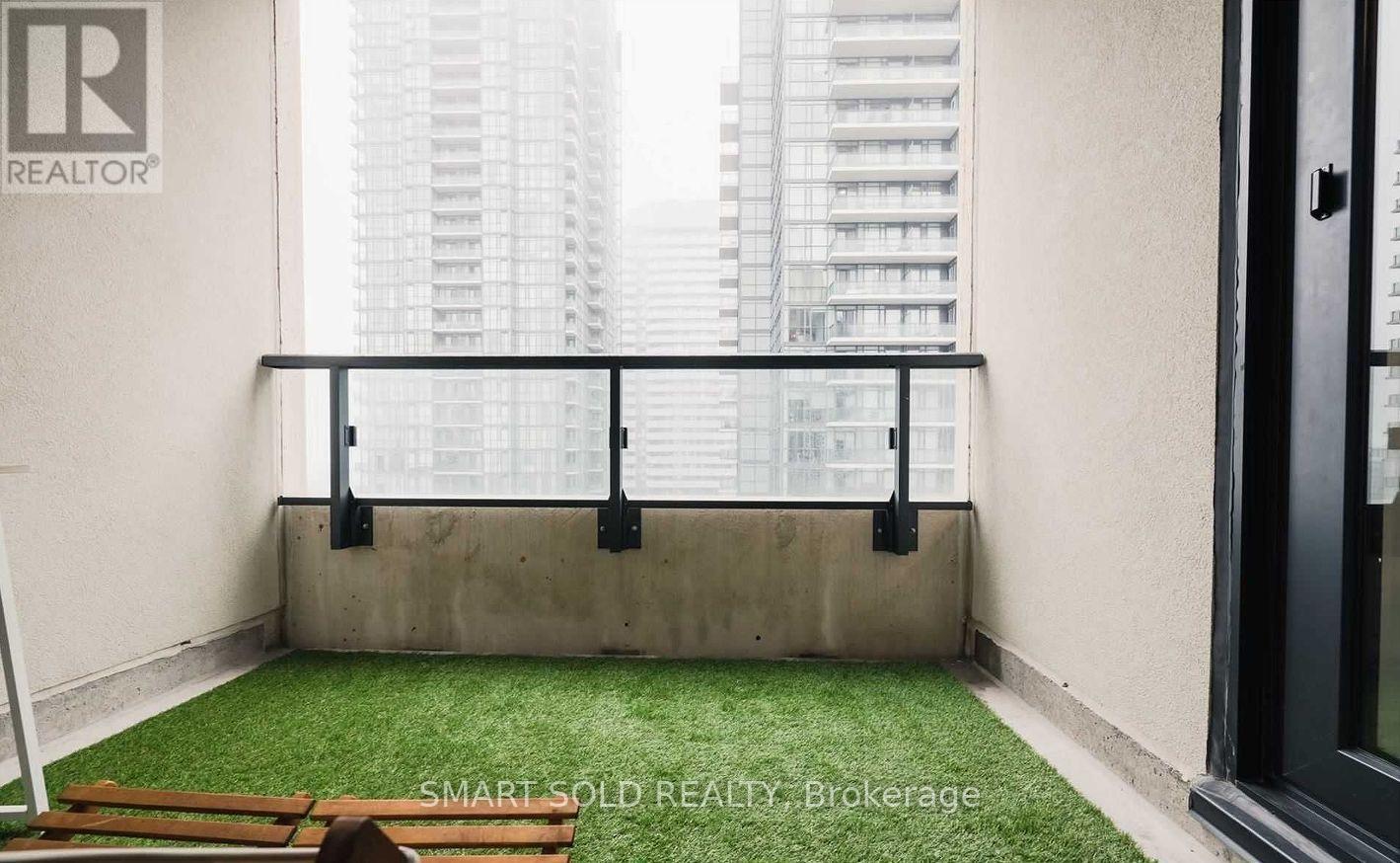 2716 - 4055 Parkside Village Drive, Mississauga, Ontario  L5B 0K8 - Photo 16 - W12842136