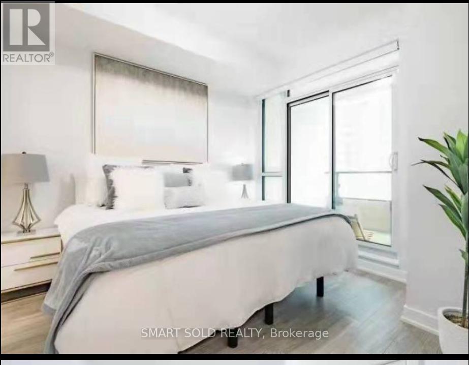 2716 - 4055 Parkside Village Drive, Mississauga, Ontario  L5B 0K8 - Photo 3 - W12842136