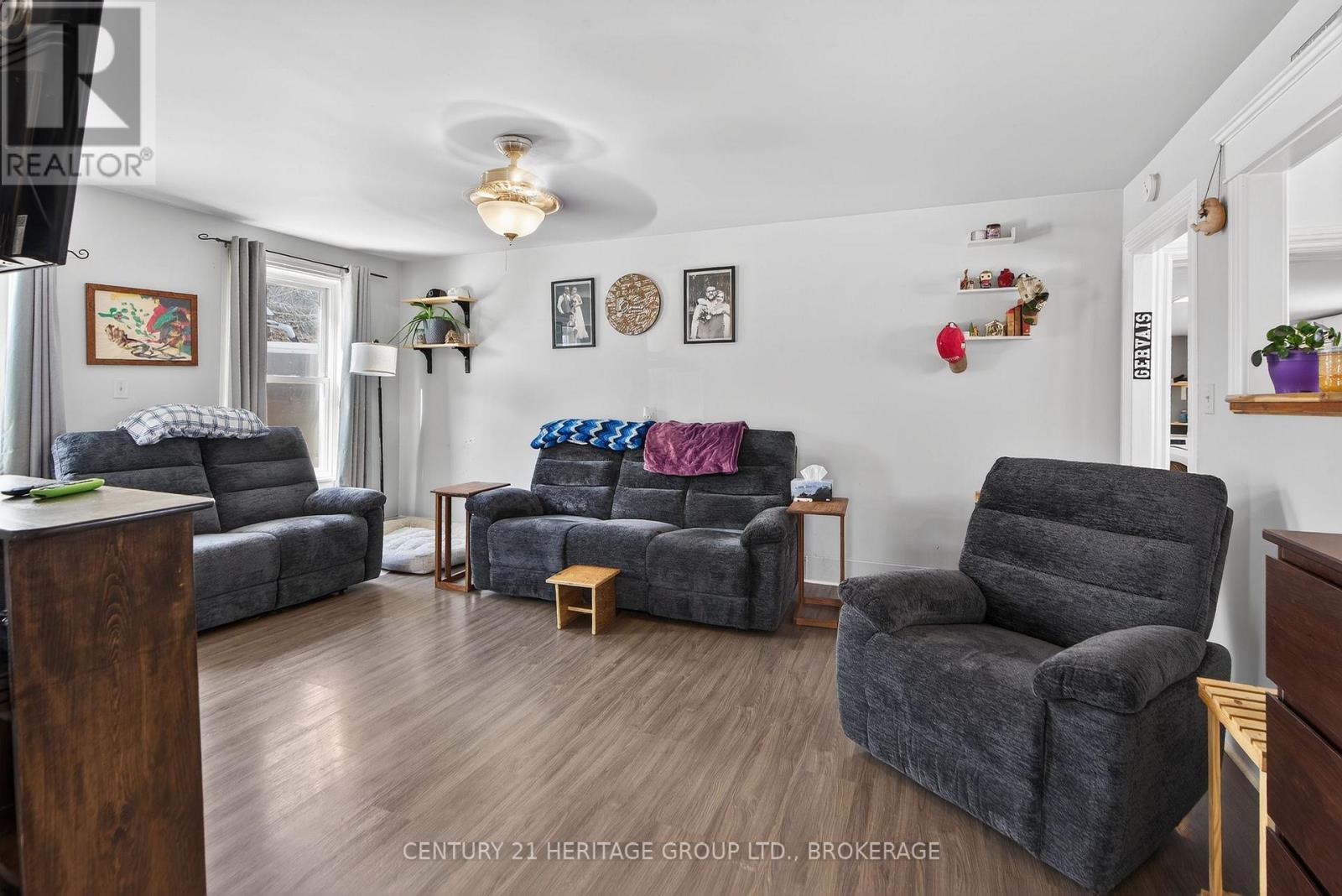 4089 Perth Road, Frontenac (Frontenac South), Ontario  K0X 1X0 - Photo 20 - X12900996