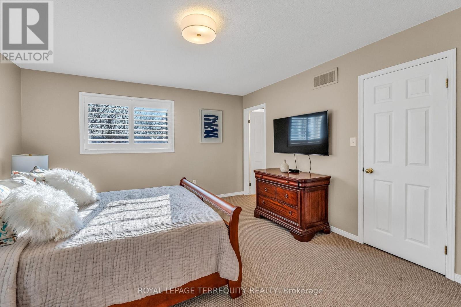 25 - 1276 Silvan Forest Drive, Burlington, Ontario  L7M 4V8 - Photo 24 - W12901818