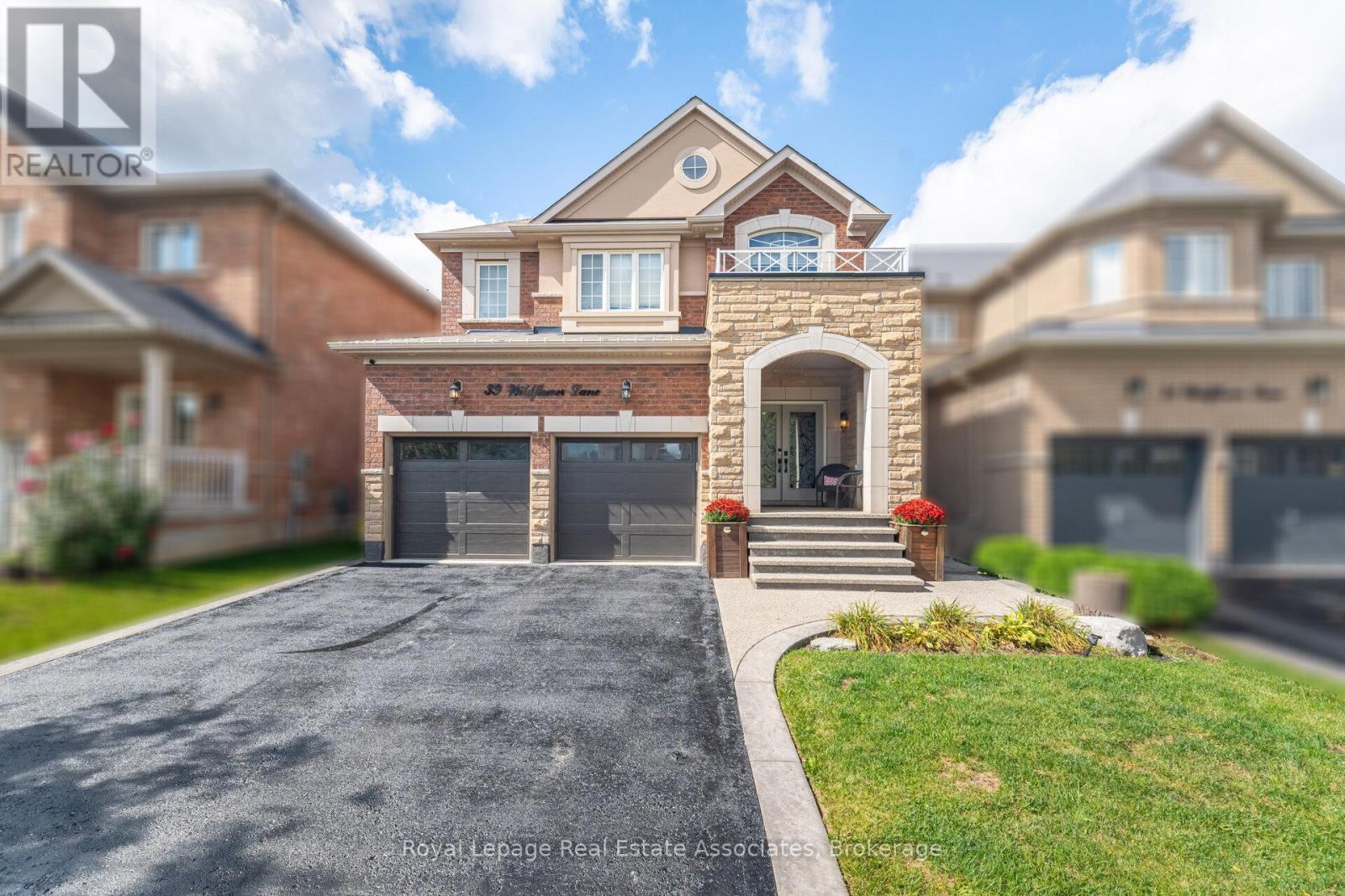 39 Wildflower Lane, Halton Hills, Ontario  L7G 0H8 - Photo 2 - W12901852