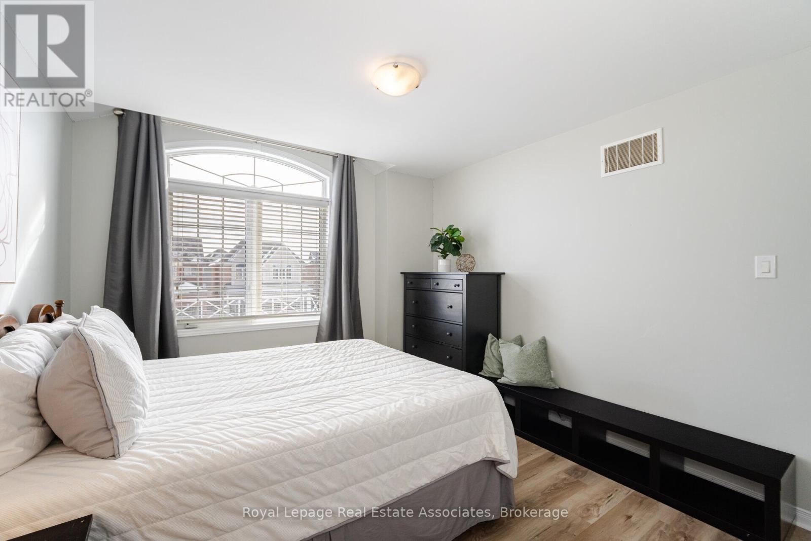 39 Wildflower Lane, Halton Hills, Ontario  L7G 0H8 - Photo 30 - W12901852