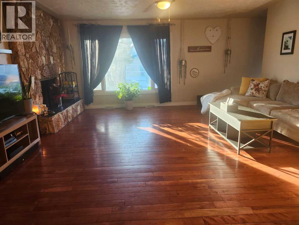 104 23 Street Nw, Drumheller, Alberta  T0J 0Y1 - Photo 5 - A2284602