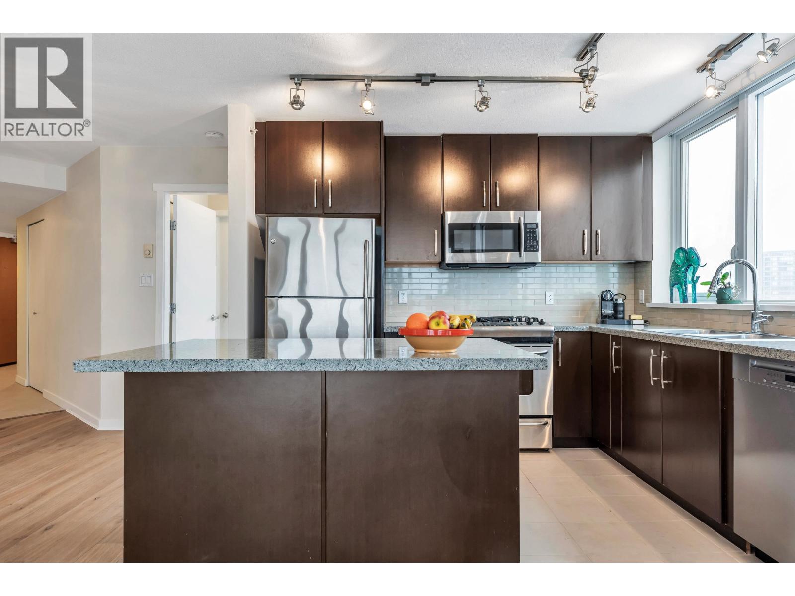 2301 651 Nootka Way, Port Moody, British Columbia  V3H 0A1 - Photo 10 - R3100140