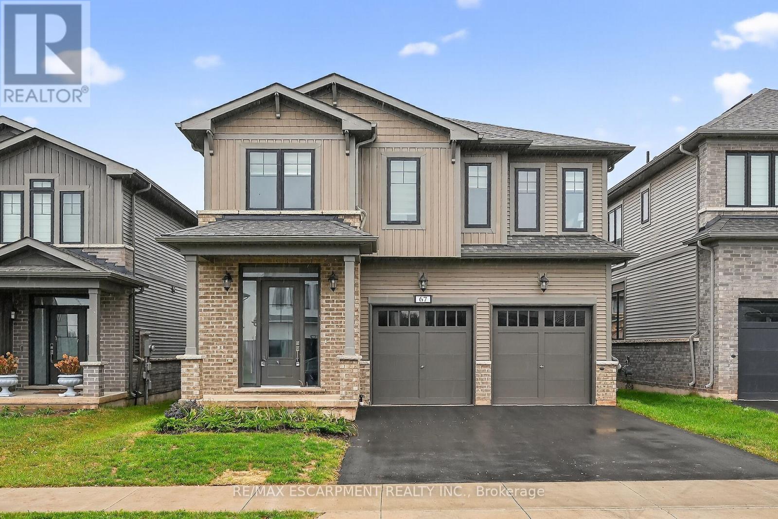 67 STARFIRE CRESCENT, Hamilton, Ontario