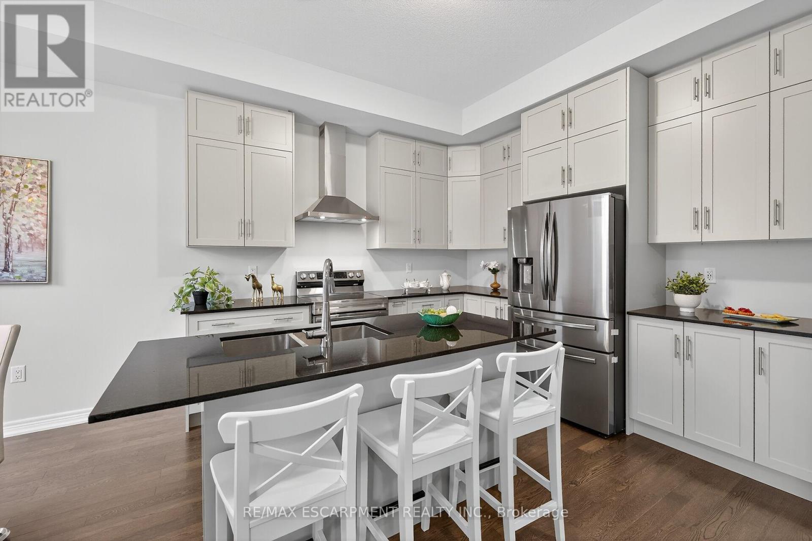 67 Starfire Crescent, Hamilton, Ontario  L8E 0K8 - Photo 13 - X12901858