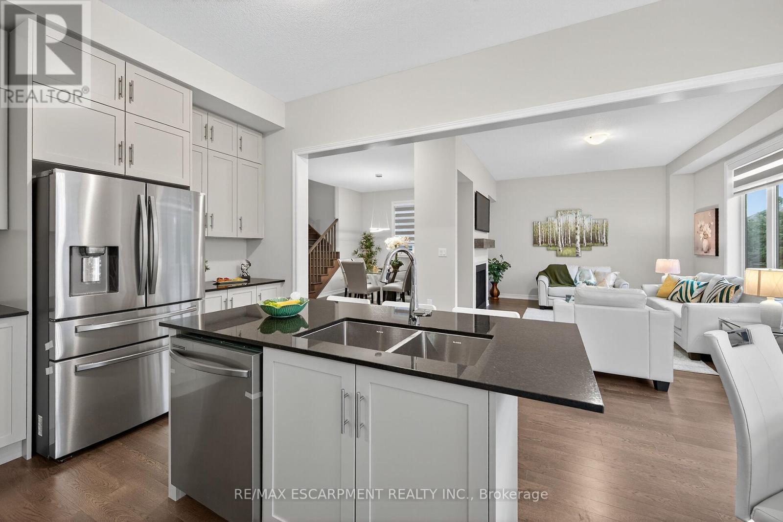 67 Starfire Crescent, Hamilton, Ontario  L8E 0K8 - Photo 16 - X12901858