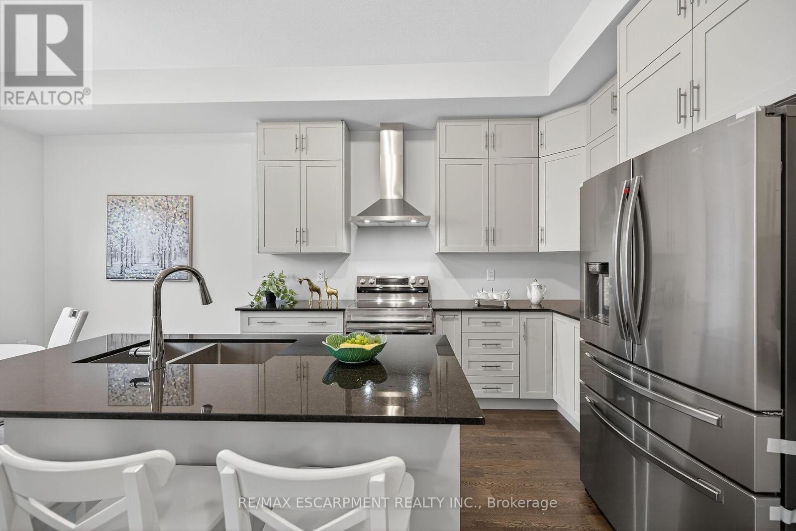 67 Starfire Crescent, Hamilton, Ontario  L8E 0K8 - Photo 20 - X12901858