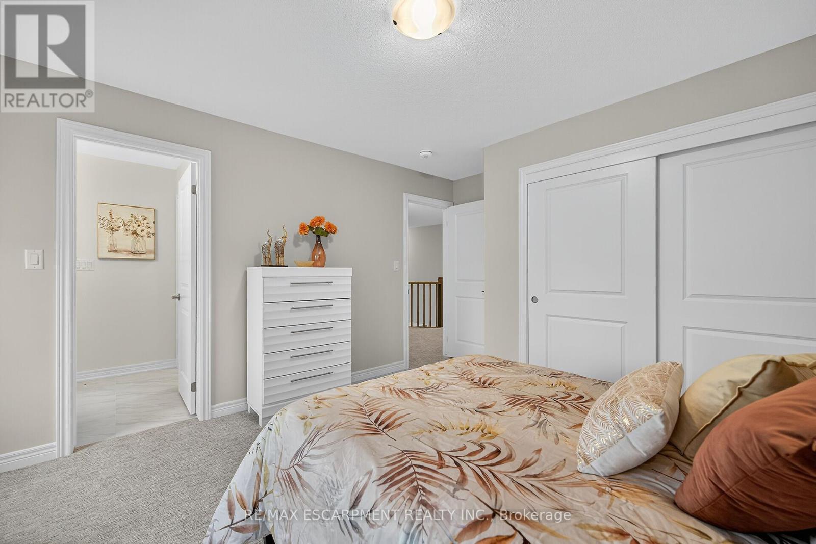 67 Starfire Crescent, Hamilton, Ontario  L8E 0K8 - Photo 41 - X12901858