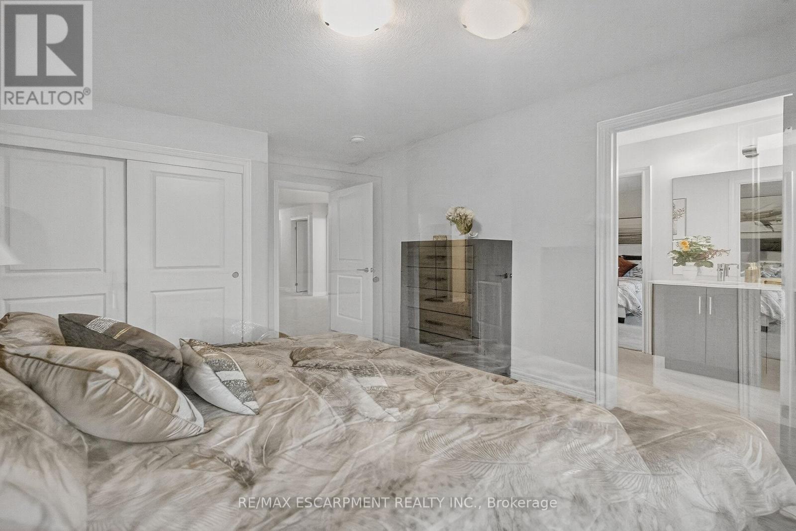 67 Starfire Crescent, Hamilton, Ontario  L8E 0K8 - Photo 45 - X12901858