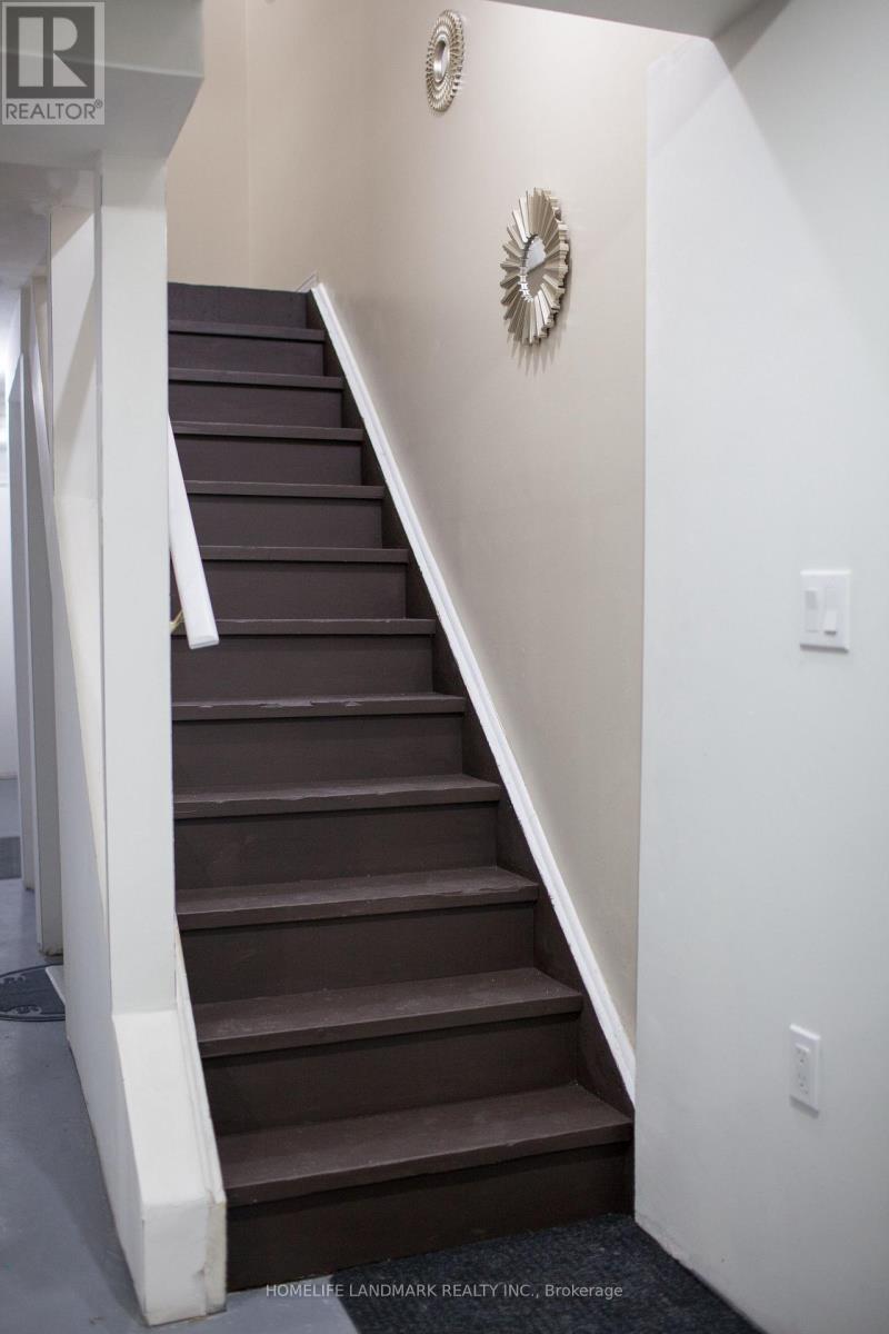 24 Cherryplum Way, Brampton, Ontario  L6S 6J4 - Photo 33 - W12885290