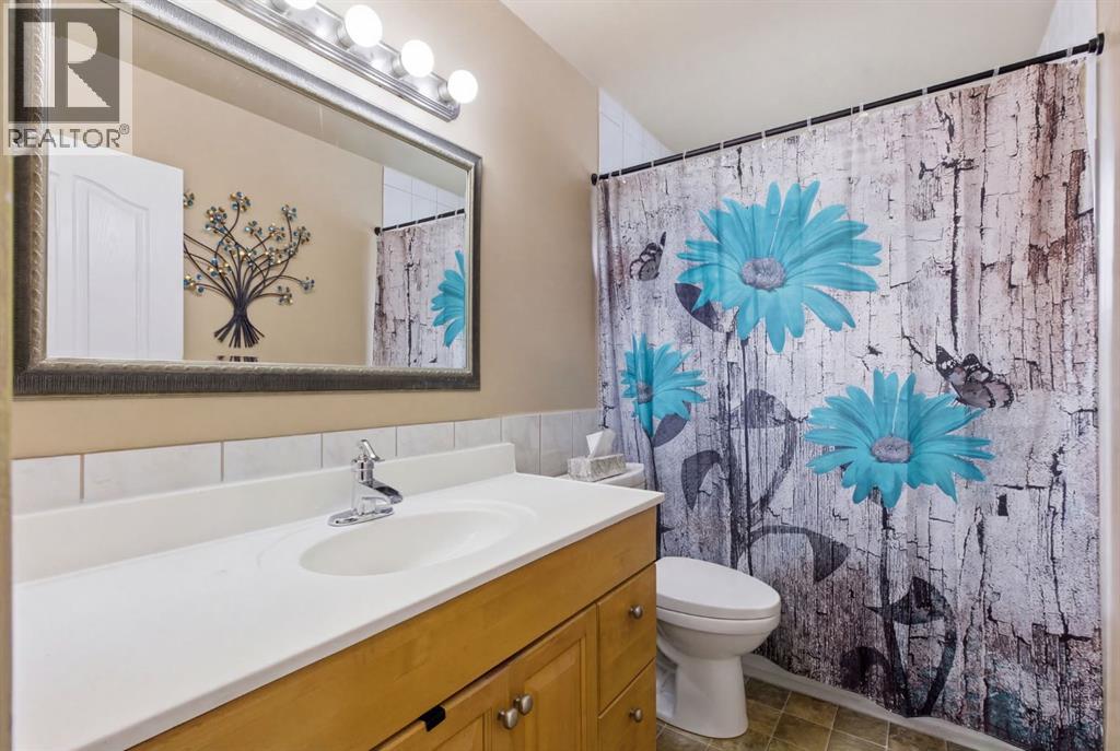 623 104 Avenue Sw, Calgary, Alberta  T2W 0A4 - Photo 18 - A2293626