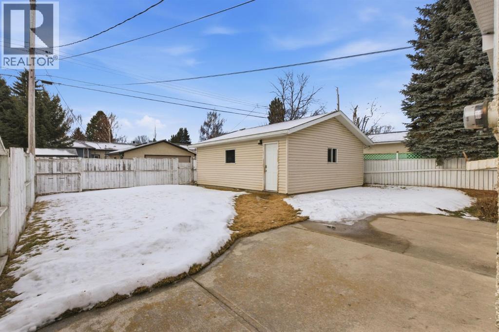 623 104 Avenue Sw, Calgary, Alberta  T2W 0A4 - Photo 29 - A2293626