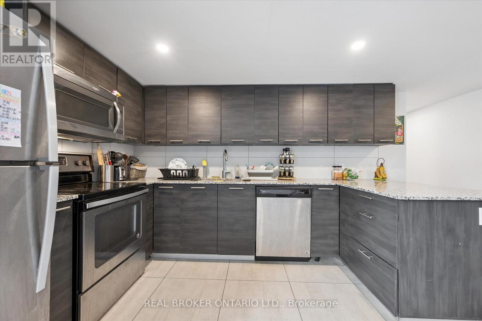 219 - 288 Albert Street, Waterloo, Ontario  N2L 0G9 - Photo 8 - X12885130